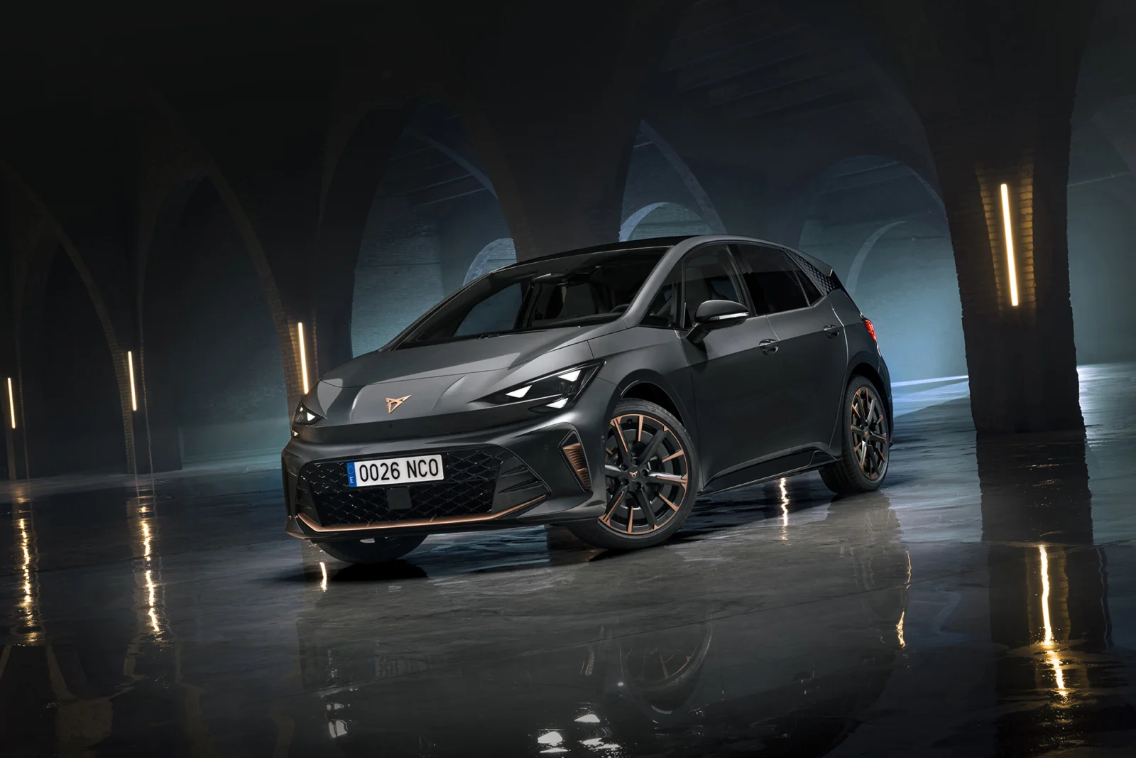 New CUPRA Born brings electrifying performance with new striking design, improved interiors and greater technology