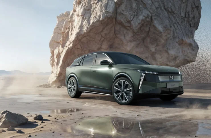 DS N°7: FIRST CLASS SUV