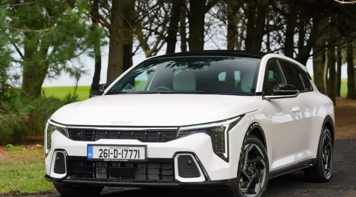 REVIEW: Kia K4