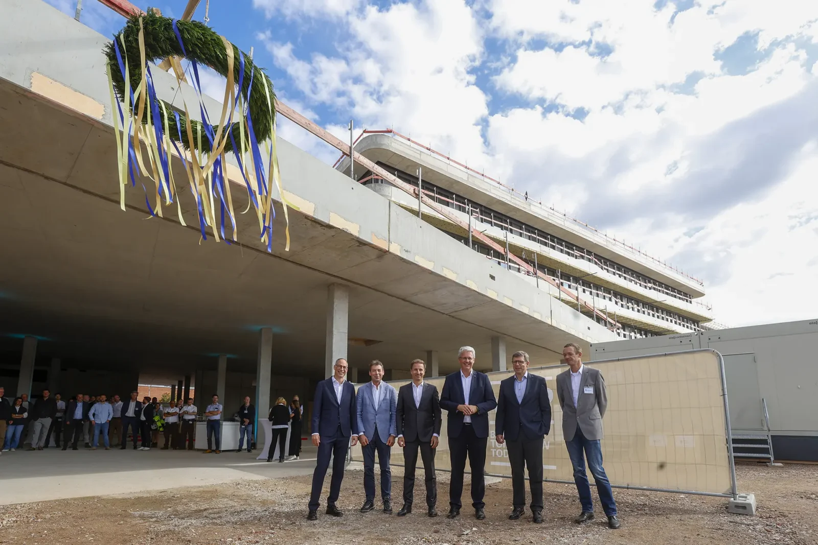 New Opel Global HQ Green-Campus hits milestone