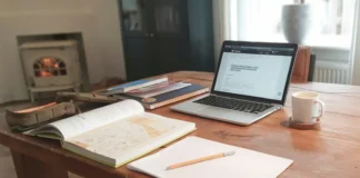 Online Graduate Programs: Why More Professionals Are Returning to Education